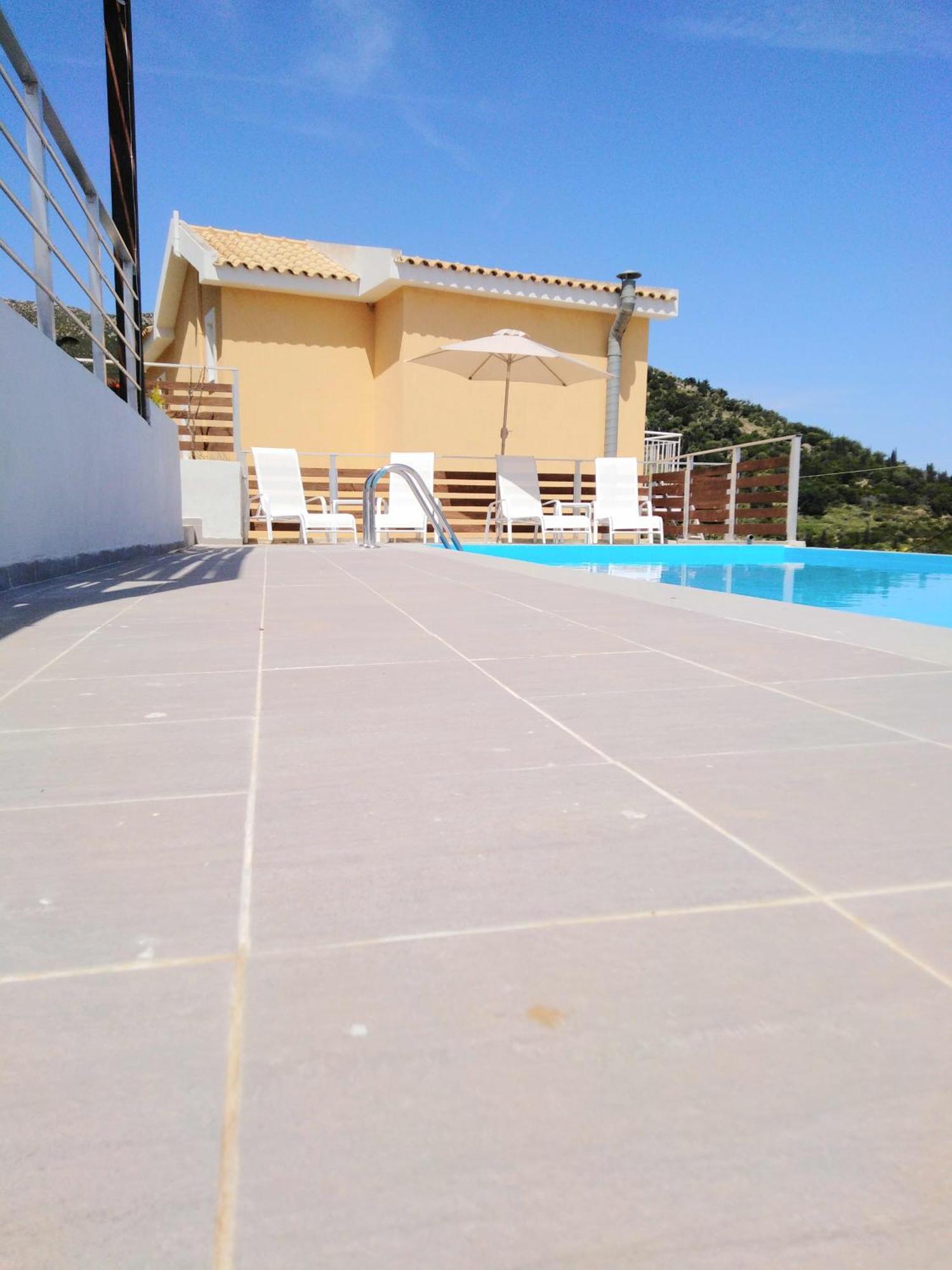 Villa George Sunrise Ratzaklion Ngoại thất bức ảnh